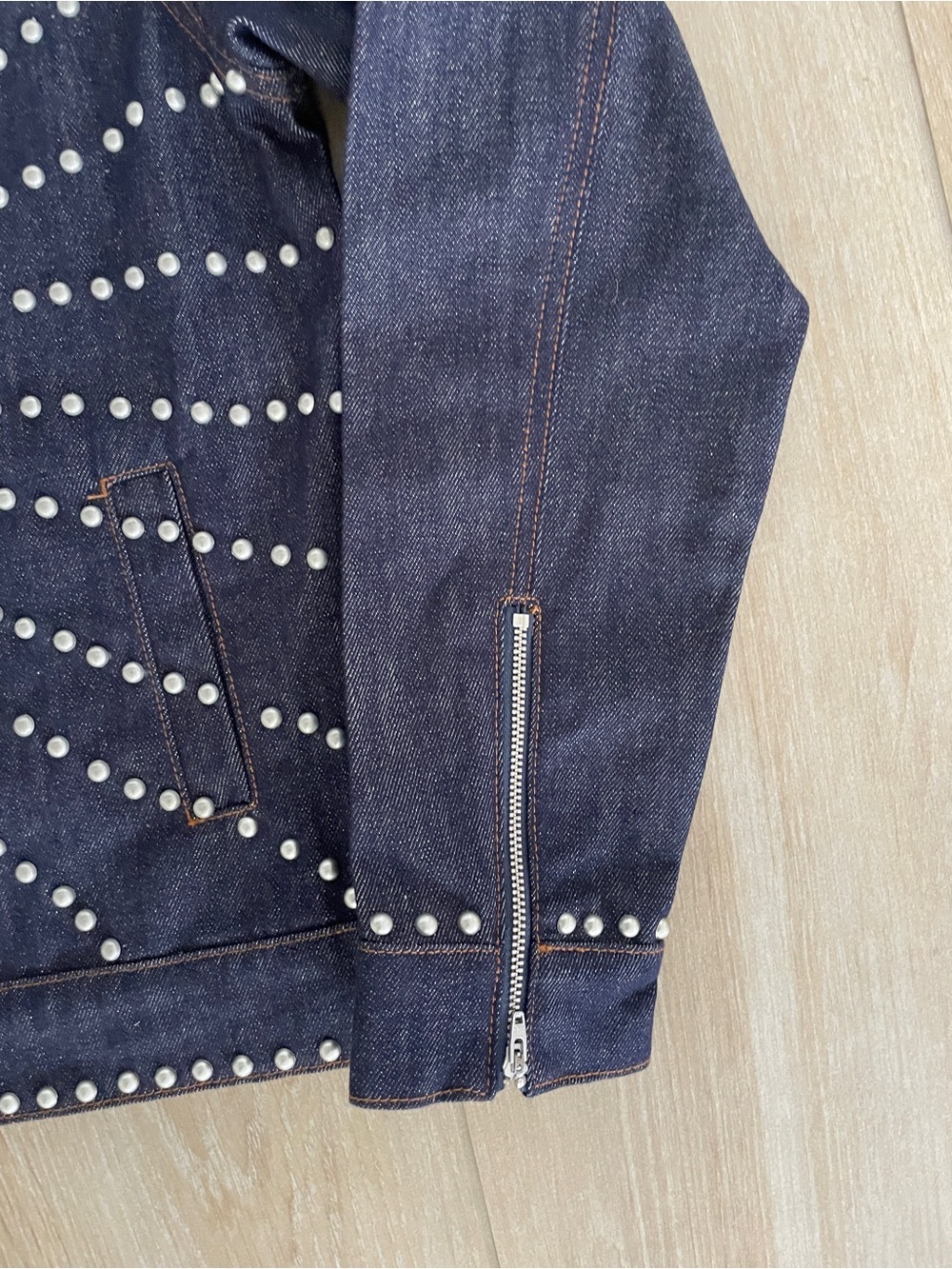 Sunburst Jacket Understated Leather Size L $276 MSRP EUC Western Studded - Picture 6 of 10